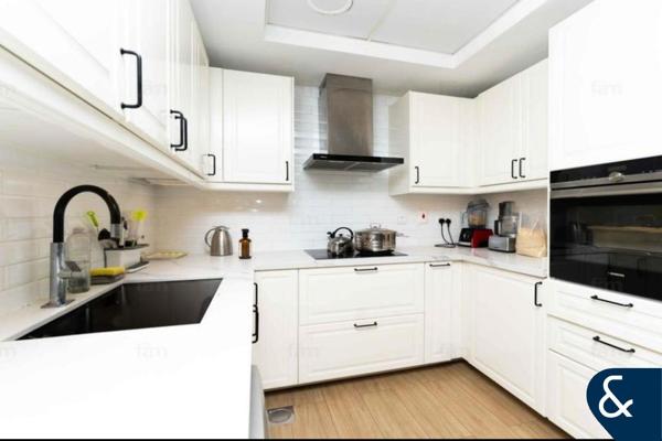 Single Row | Upgraded | Vacant on Transfer